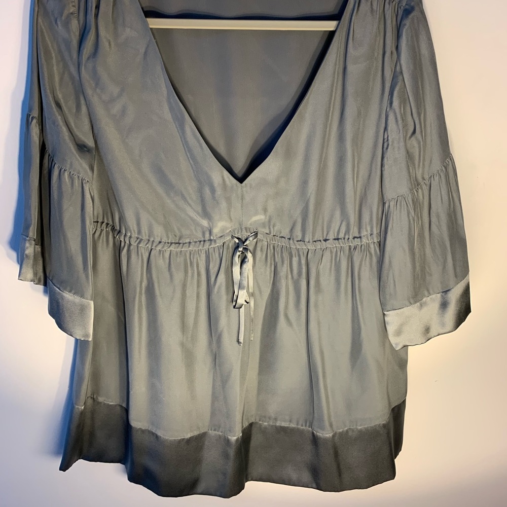 GAP Two tone Silver babydoll top XL NWOT